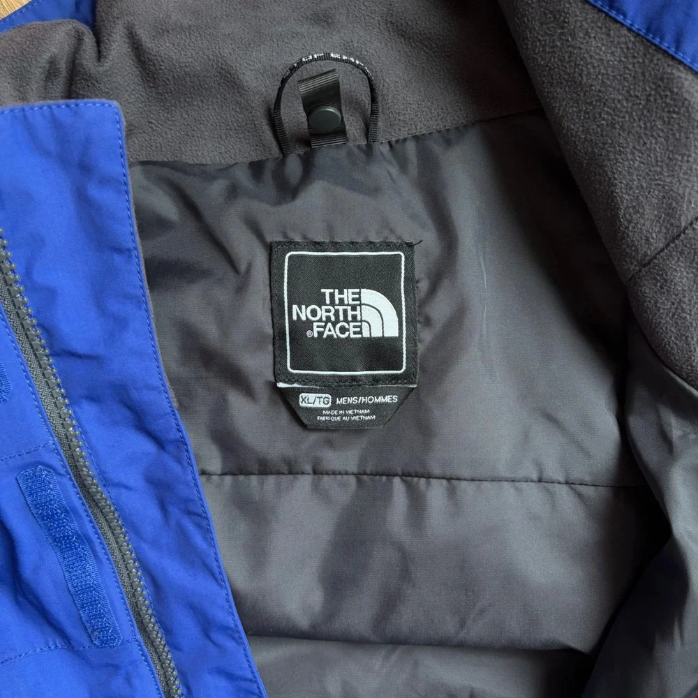 The North Face Men's XL HyVent Jacket Blue Gray Hooded Rain Shell Gorpcore